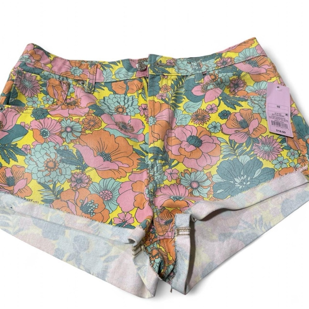Multi-colored Floral High Rise Cheeky Short Shorts